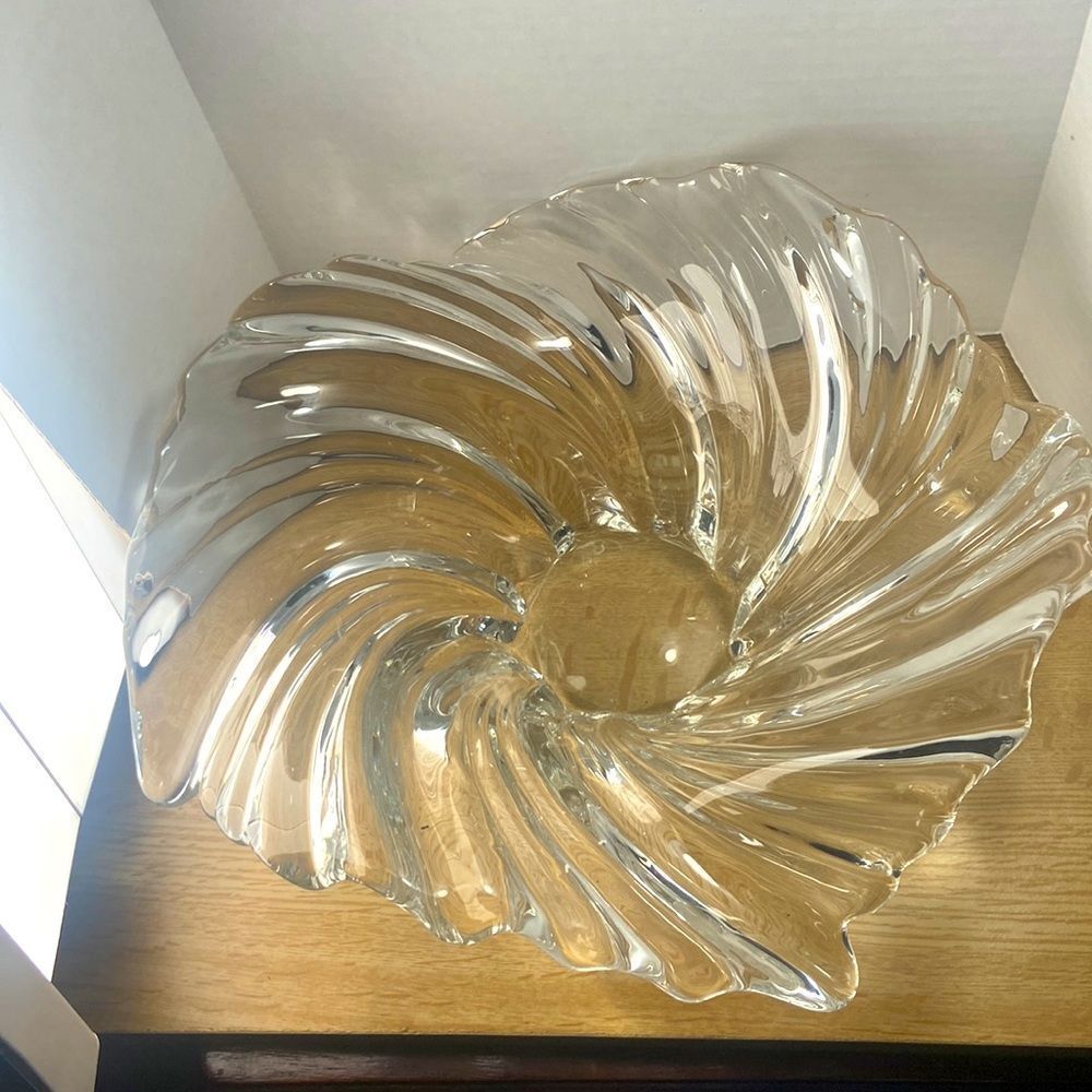 Mikasa Crystal Console Glass Centerpiece Bowl ‘BELLE EPOQUE’ 10.5W X 5”T - Picture 4 of 7